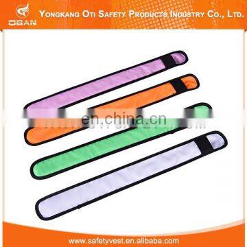 Modern style new design top quality custom reflective slap bracelets