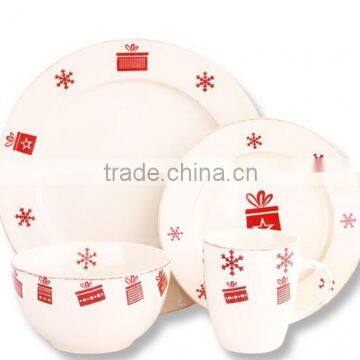 christmas 16pcs porcelain dinnerware with decalhot new product for 2015 christmas fine porcelain 16pcs chinaware