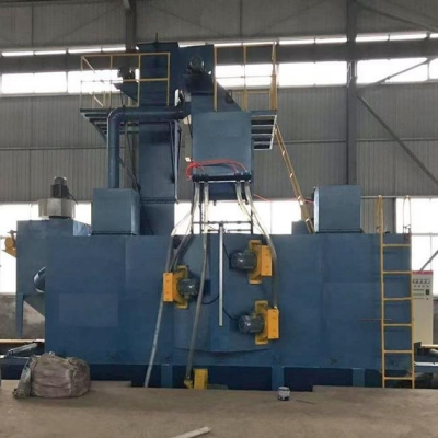The rust removal roller conveyor for die-casting parts has a tight structure and a short delivery cycle