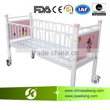 China Manufacturer Hospital Flat Portable Baby Crib