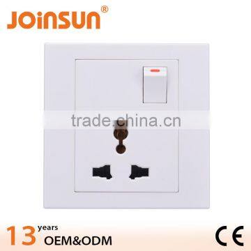 With 1 gang switch 3-feet univeersal socket