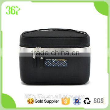 Hot Selling Customized Noble 420D Men Cosmetic Bag with Mesh Pocket