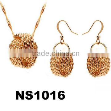 2014 new design fashion gold plated jewelry sets