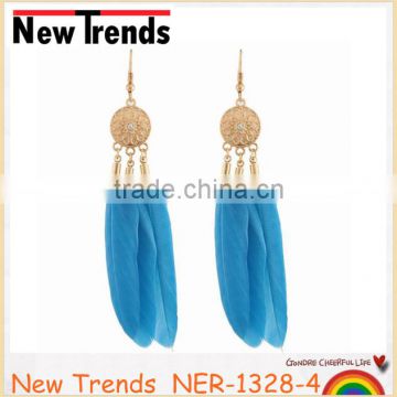 Wholesale fashion jewelry gold plated blue feather earrings