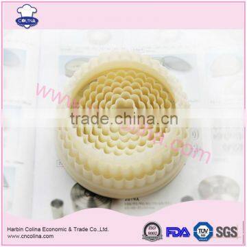 Plastic Biscuit Cutter Set Wavy Edge Hexagon Nylon Cookie Cutter photo-3