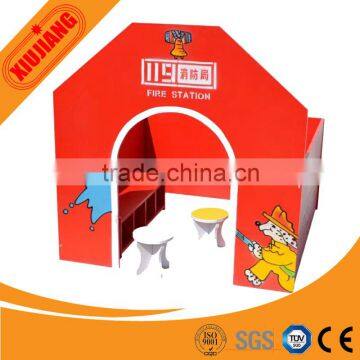 China Factory supply kids wooden doll house wholesale