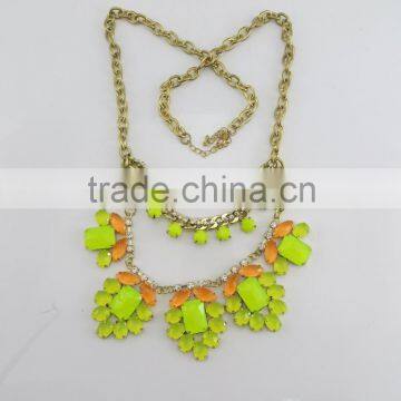 Hot selling OEM beautiful bright-colored acrylic stone necklace