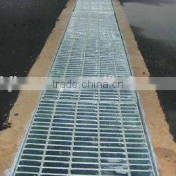 UAE popular hot dip galvanized linear drainage grates
