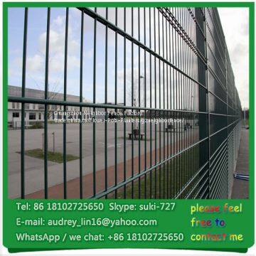 Guangzhou Double Rod Safety Mesh Fencing Panels Double Bar Wire Fence