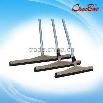 Plastic sponge squeegee