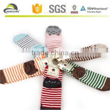 2015 New Design Custom High Quality Cotton Women Socks in Hot Sale photo-3