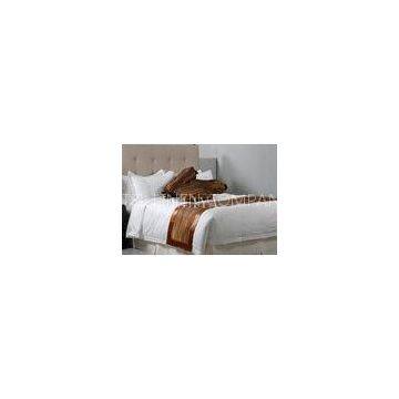 Modern Embroidery Double Size Brilliant  Hotel Bed Linen with 100% Cotton Yarn