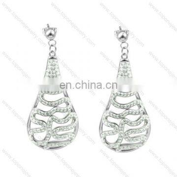 Beautiful elegant tear drop earring with a lot of bling bling crystal for women