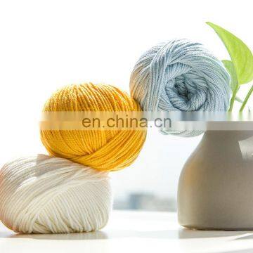 Yarncrafts wholesale dyed Soft 6 Ply Pure 100% Merino wool crochet yarn for hand knitting