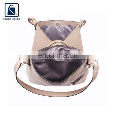 Fashion Style Matching Stitching and Polyester Lining Eye Catching Pattern Women Genuine Leather Handbag