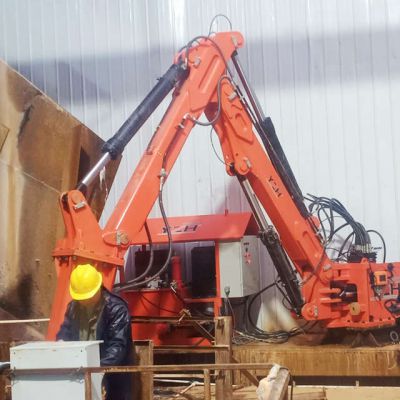 Pedestal Booms Rockbreaker System