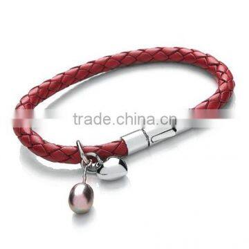 Newest Design Womens Red Leather Bracelet with Stainless Steel Clasp