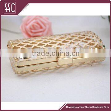 2016 Shiny Golden Metal Mesh Box Clutch Frame Gridding Clutch Wallet for Ladies photo-2
