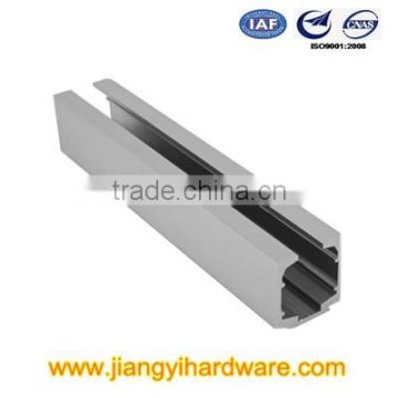 Aluminium profile for sliding door