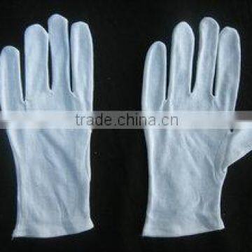 White color full light weight cotton glove