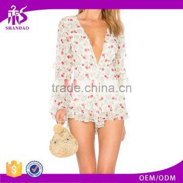 2017 Guangzhou Shandao Latest Design 100% Polyester Ruffle Deep-V Ladies Chiffon Short Jumpsuit