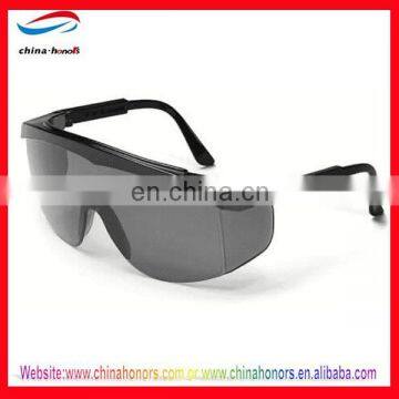 polycarbonate lens material safety glasses