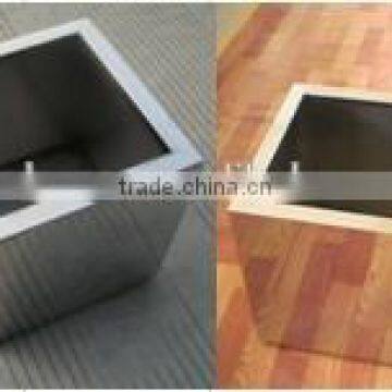 Audemar 1.2MM Thickness Decorative Stainless Garden Planter With Mirror Finishing