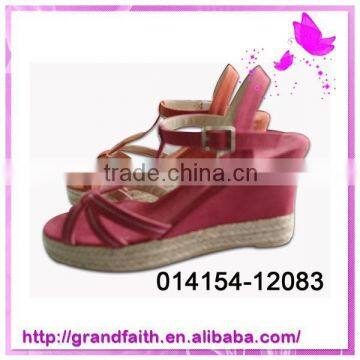 Wholesale low price high quality Brands Sandals