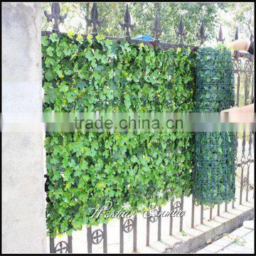 Outdoor artificial garden fence plastic ivy privacy fence with competitive price