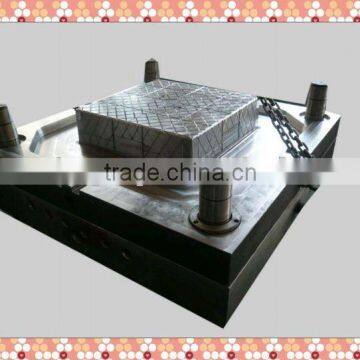 Plastic mould machine