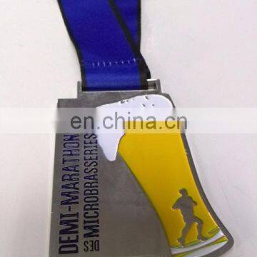 Irregular pattern custom sport medal with dynamic action Customized design as the souvenir of marathon