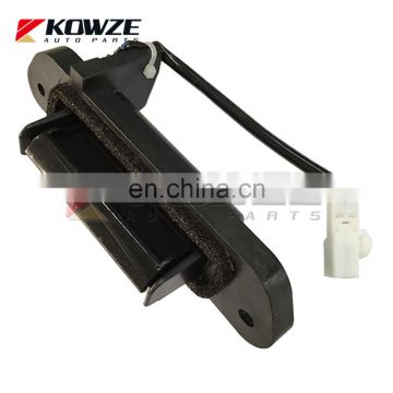 Tail Gate Lock Release Handle For Mitsubishi Pajero Montero Sport KG4W KG6W KH4W KH6W 4D56 6G72 5810A025