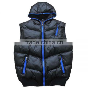 Black Man Vest with Full Zip through Hood