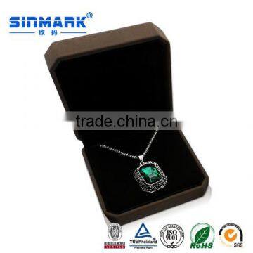 Luxury velvet jewelry box for ring, custom logo printed jewelry gift boxes wholesale