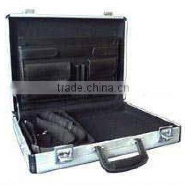 Cheap briefcase aluminum briefcase for tools,carrying-on laptop case briefcase with new style