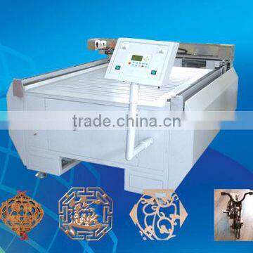 2013 new design laser cutting machine for cloth