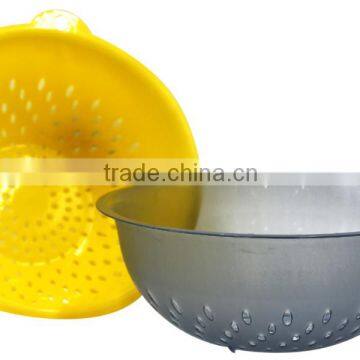 plastic strainer