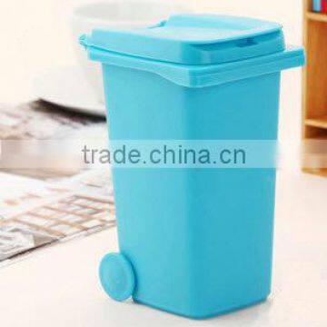 BT05B Colorful Desktop Plastic Mini Trash Can Pen Holder photo-3