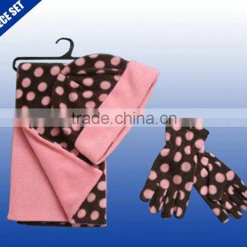 Girls printed pink color dot pattern knit set fleece scarf hat gloves