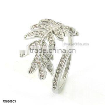 2015 Latest Design Diamond Copper Ring Plated Gold Wedding Ring Supplier photo-3