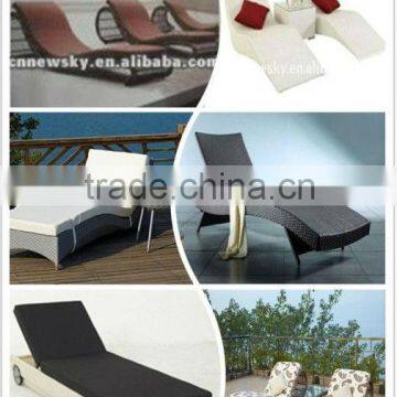 2013 Round rattan sun lounger
