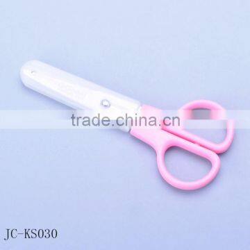 5.5" Pink stationery scissors with cover