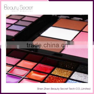 Hot sale 74 Multi Color custom bulk makeup eye shadow palette