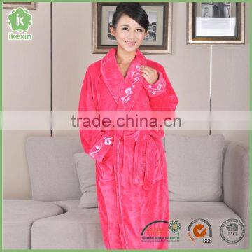 China Multi Coloured Super Soft Plain Flannel Bathrobe