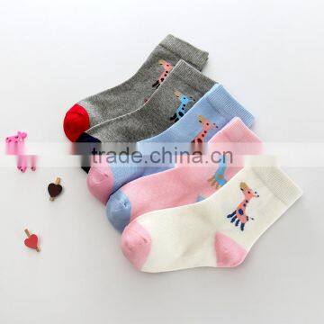 B40951A Wholesale autumn and winter kids carton patterns socks