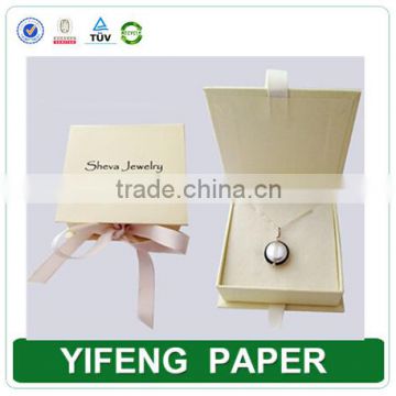 China High End Luxury rigid collapsible custom white Jewelry gift box