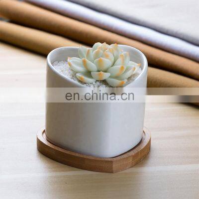 Wholesale Modern White Decorative Garden Flower Holder Heart Shape Ceramic Flower Pot With Bamboo Tray