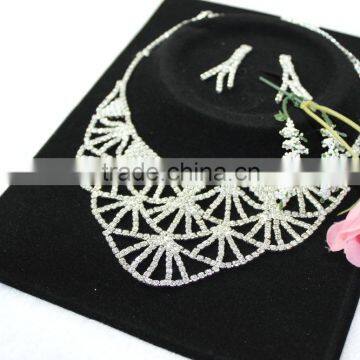 2015 hot sale trendy design shining luxury bridal jewelry set diamond jewelry set