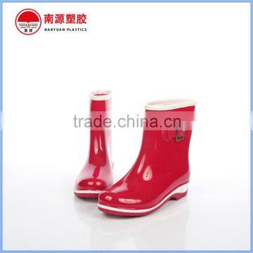 Red Color Fashion Rain Boots for Girls