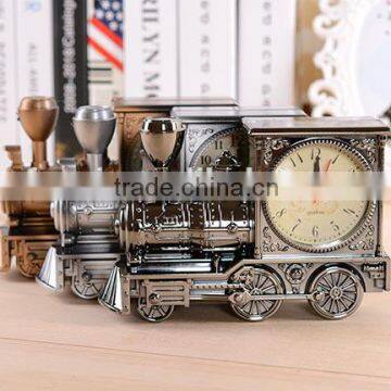 High Quality Train shape crystal small table clocks